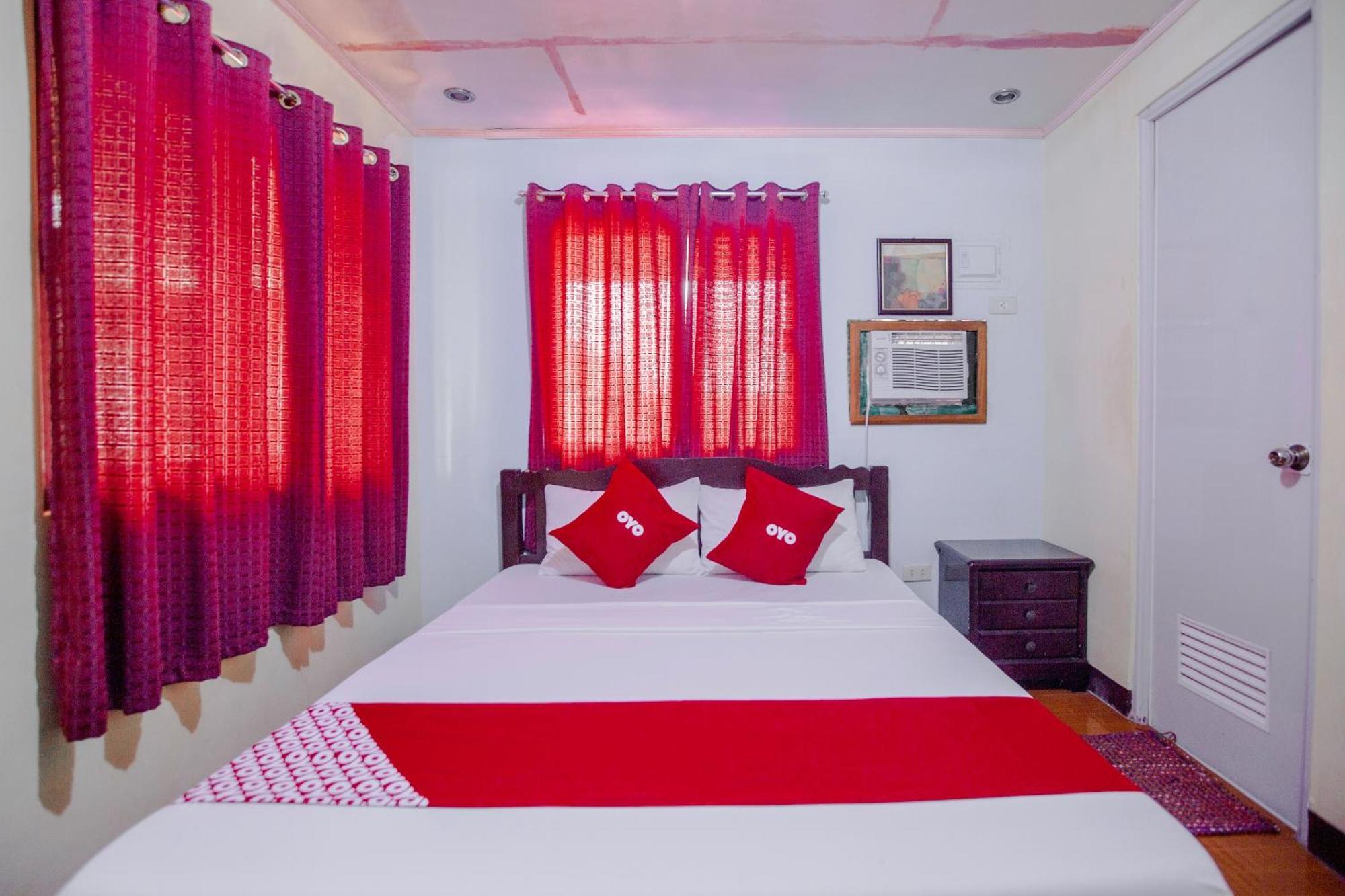 Oyo 741 Sierra Travellers Inn Tagaytay City Exterior photo