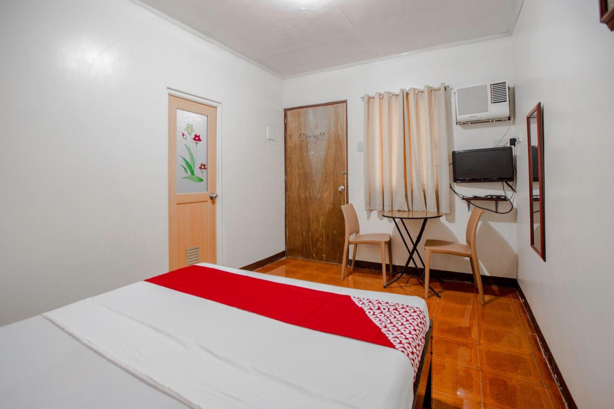 Oyo 741 Sierra Travellers Inn Tagaytay City Exterior photo