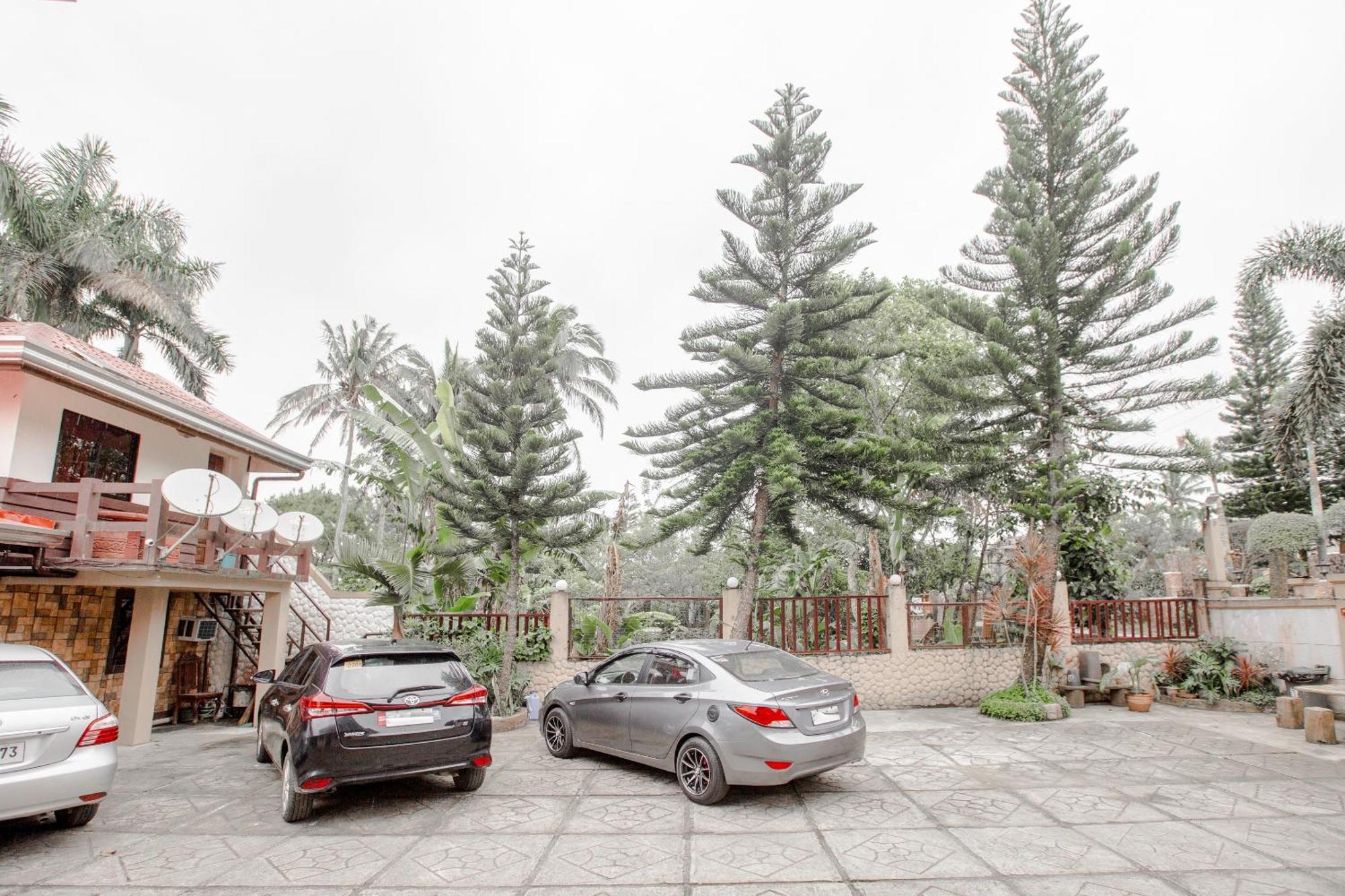 Oyo 741 Sierra Travellers Inn Tagaytay City Exterior photo