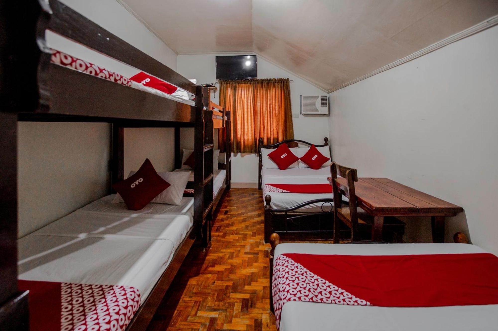 Oyo 741 Sierra Travellers Inn Tagaytay City Exterior photo
