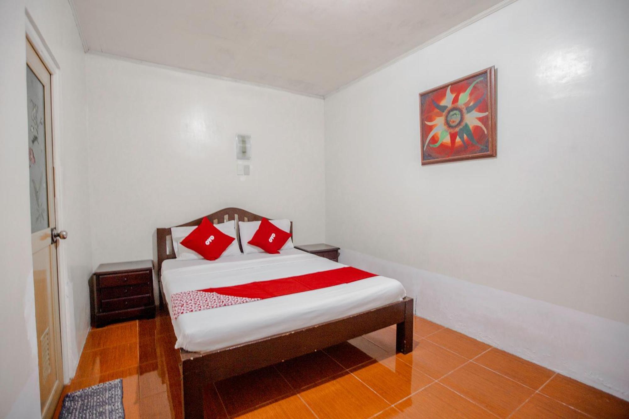 Oyo 741 Sierra Travellers Inn Tagaytay City Exterior photo